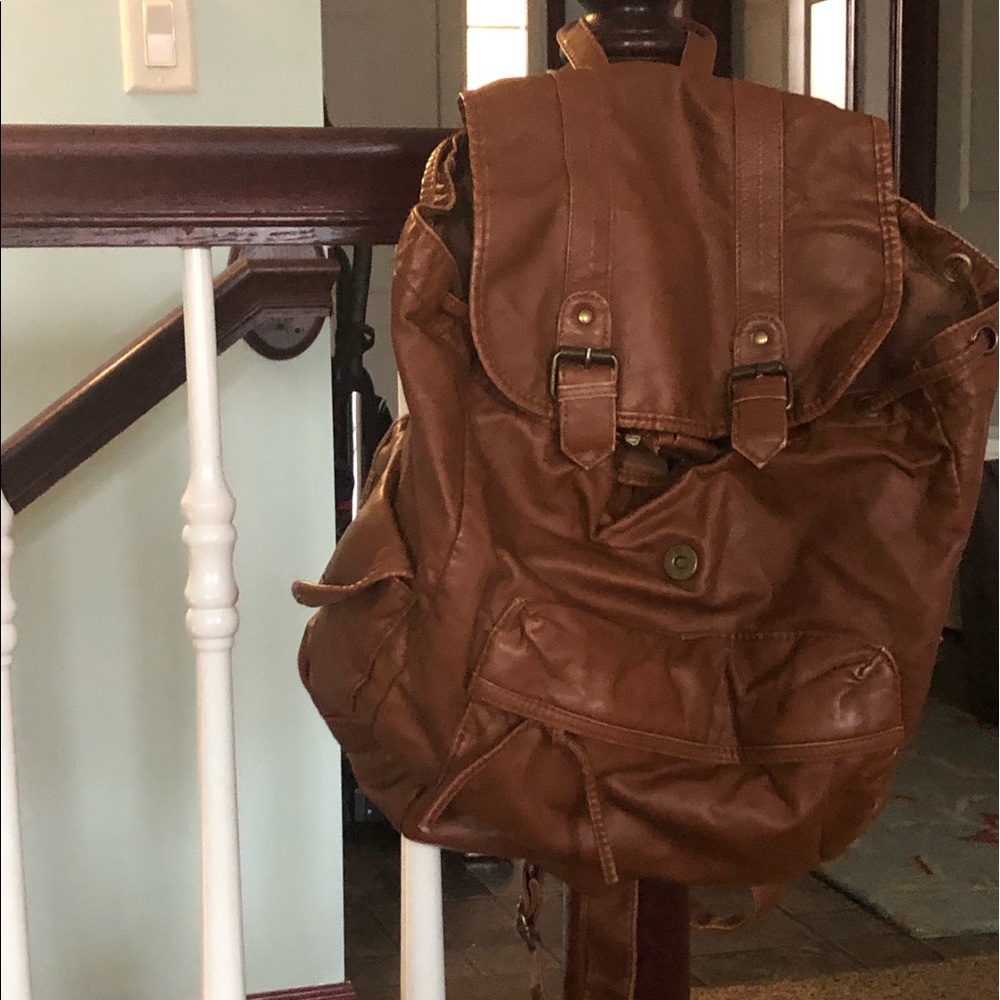 Backpack - Picture 5 of 6
